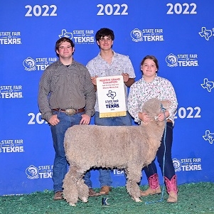 KYLIE PARKER RES CHAMP BREEDING STATE FAIR