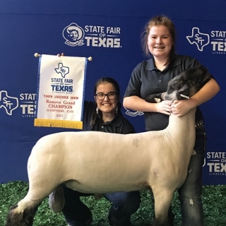 aLEXISwallen RCHamp ram