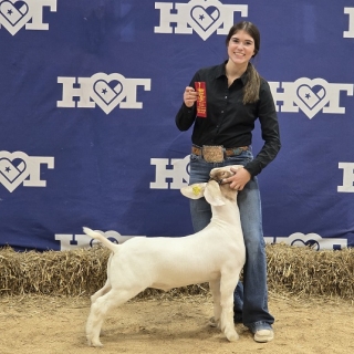 raelye hoelscher HOT 2nd